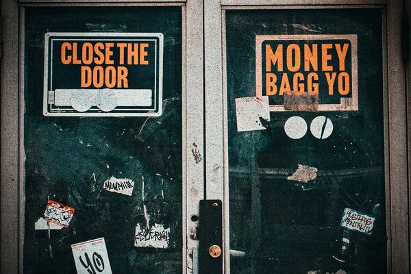 Moneybagg Yo – Close The Door